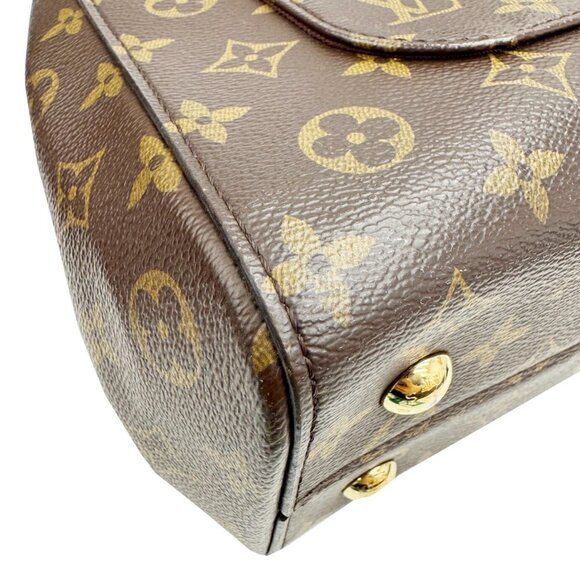 LOUIS VUITTON Brown Monogram Shoulder Bag - Picture 7 of 15